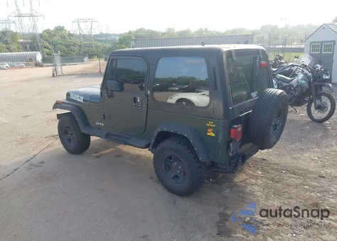 1995 Jeep Wrangler / Yj S/Rio Grande z USA, uszkodzony, nr VIN 1J4FY19P3SP235151